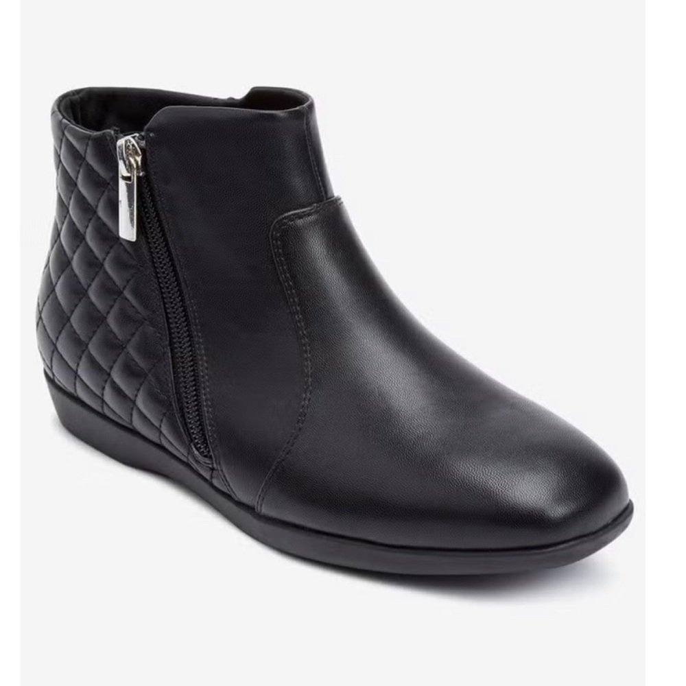 Comfortview Ceil Quilted Ankle Booties